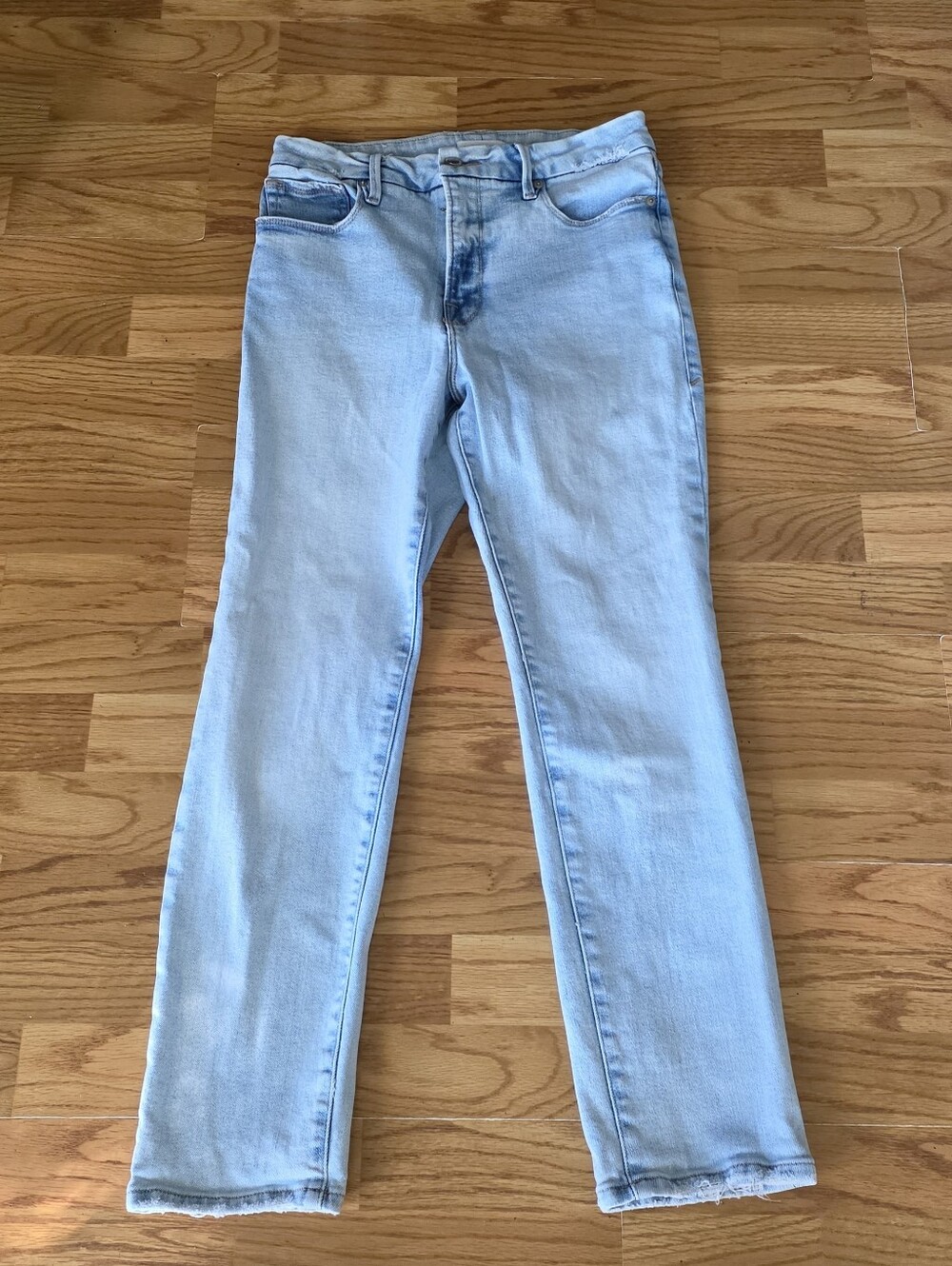 Good American Light Wash Jeans 6